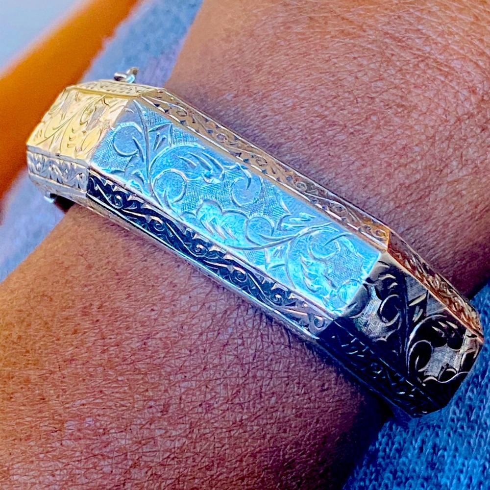 Siam Sterling Bangle Bracelet Etched Design